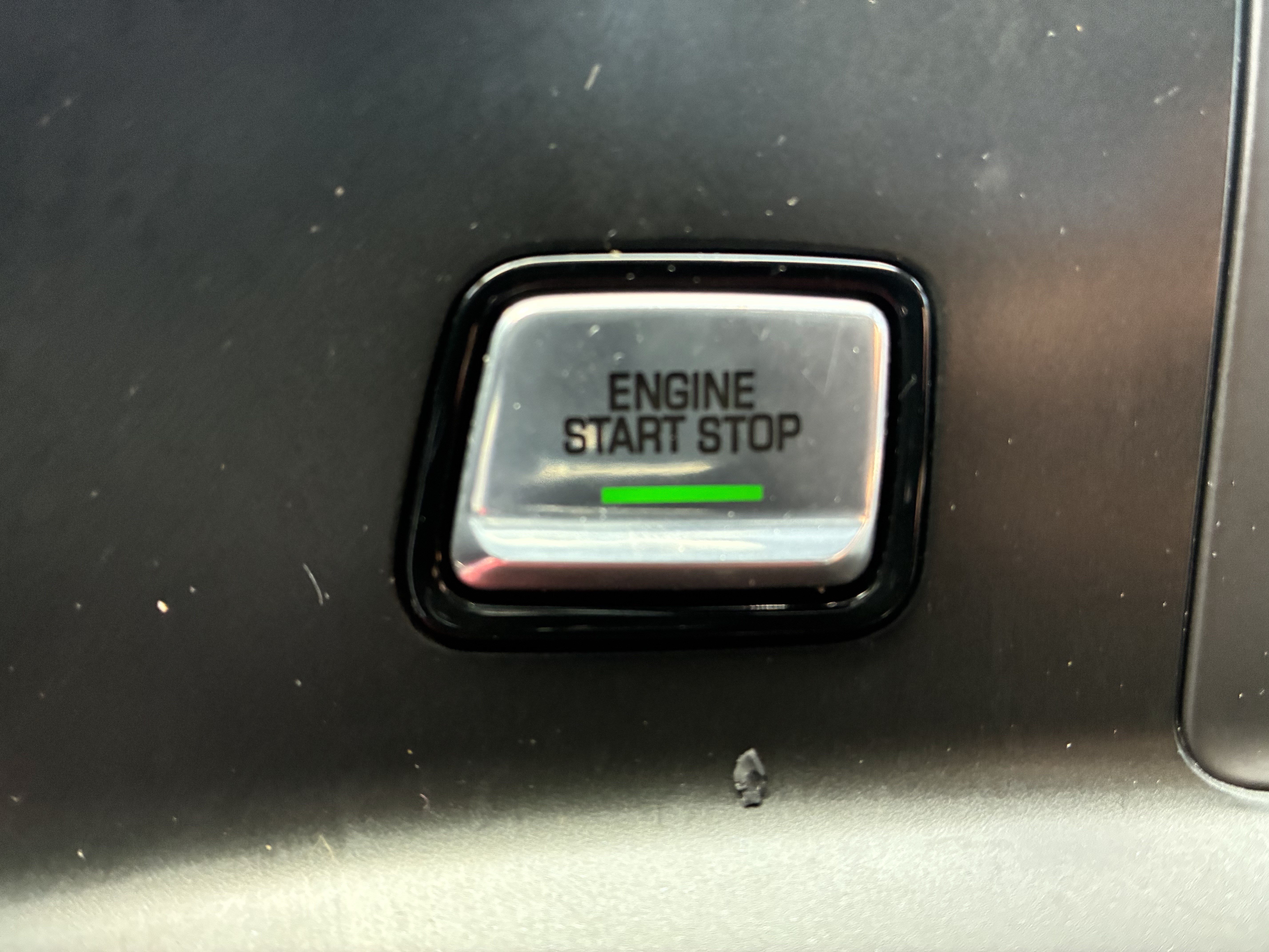 Used 2019 Arctic White Chevrolet 1LT image 25