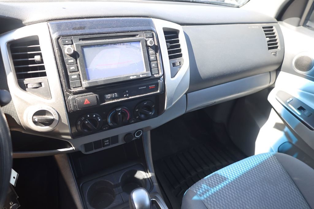Used 2014 Super White Toyota Base image 15