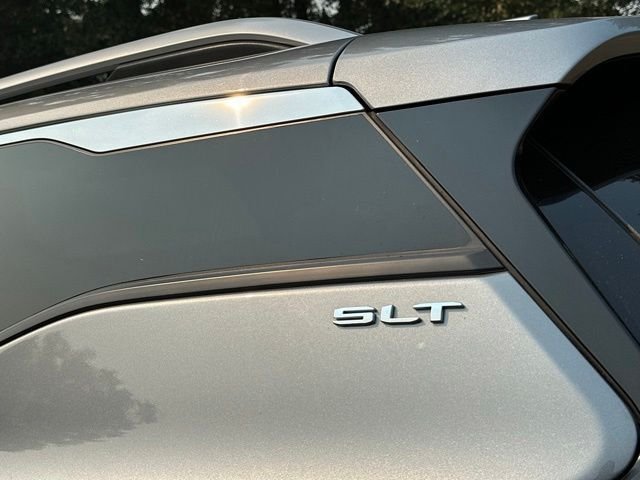 Used 2023 Sterling Metallic GMC SLT image 33