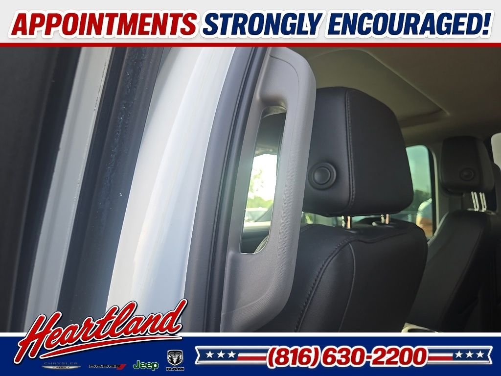 Used 2022 White Chevrolet LTZ image 101