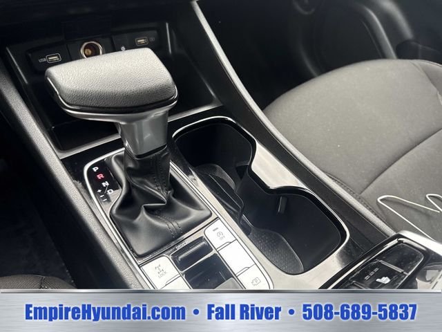 Used 2023 White Pearl Hyundai SEL image 27