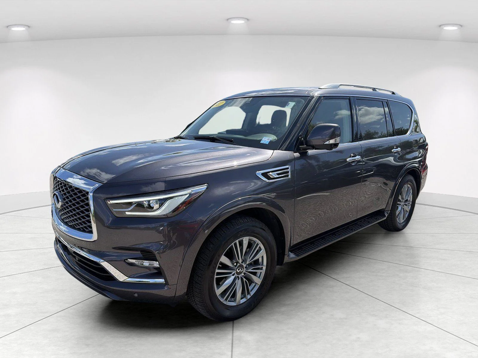 Used 2022 Gray INFINITI LUXE image 8