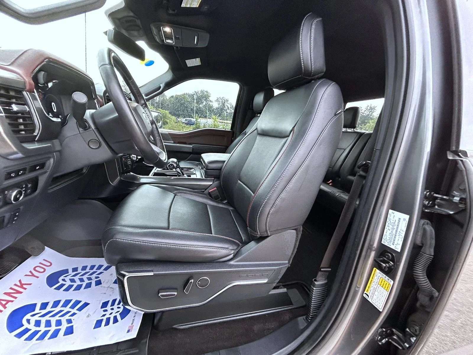 Used 2023 Gray Ford Lariat image 10
