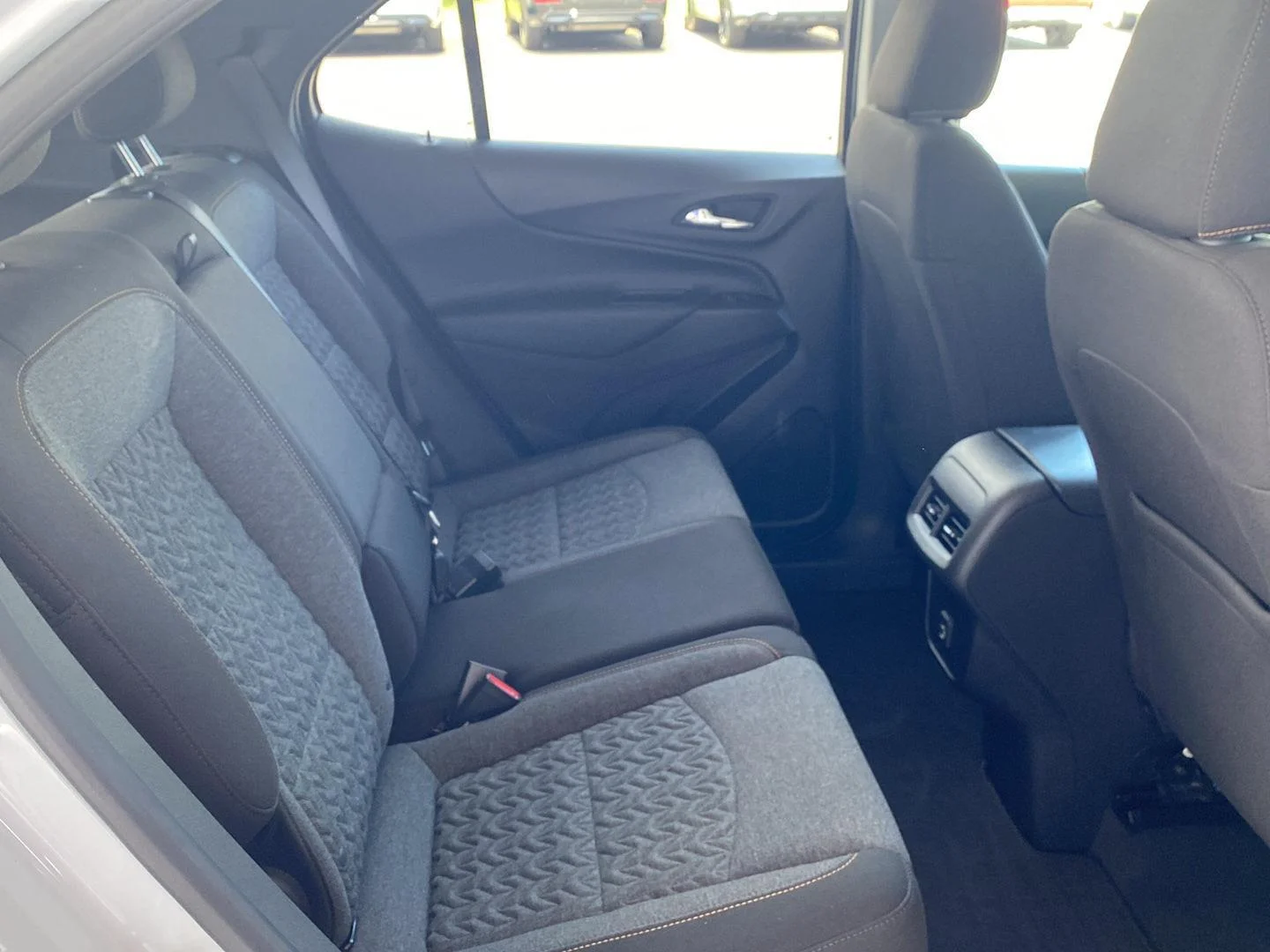 Used 2022 Iridescent Pearl Tricoat Chevrolet LT image 30