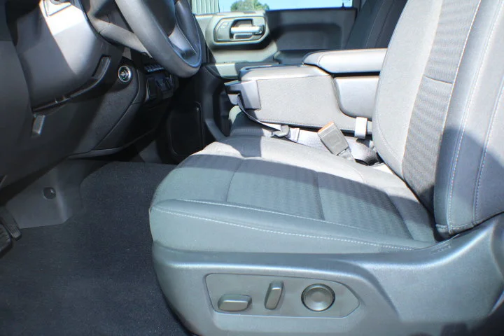 Used 2023 Summit White Chevrolet Custom image 12