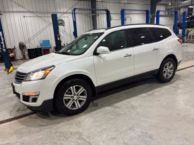 Used 2017 Chevrolet Traverse 2LT with VIN 1GNKVHKD2HJ289405 for sale in Kansas City