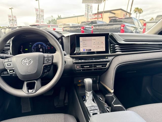 2025 Toyota Camry LE - Photo 12