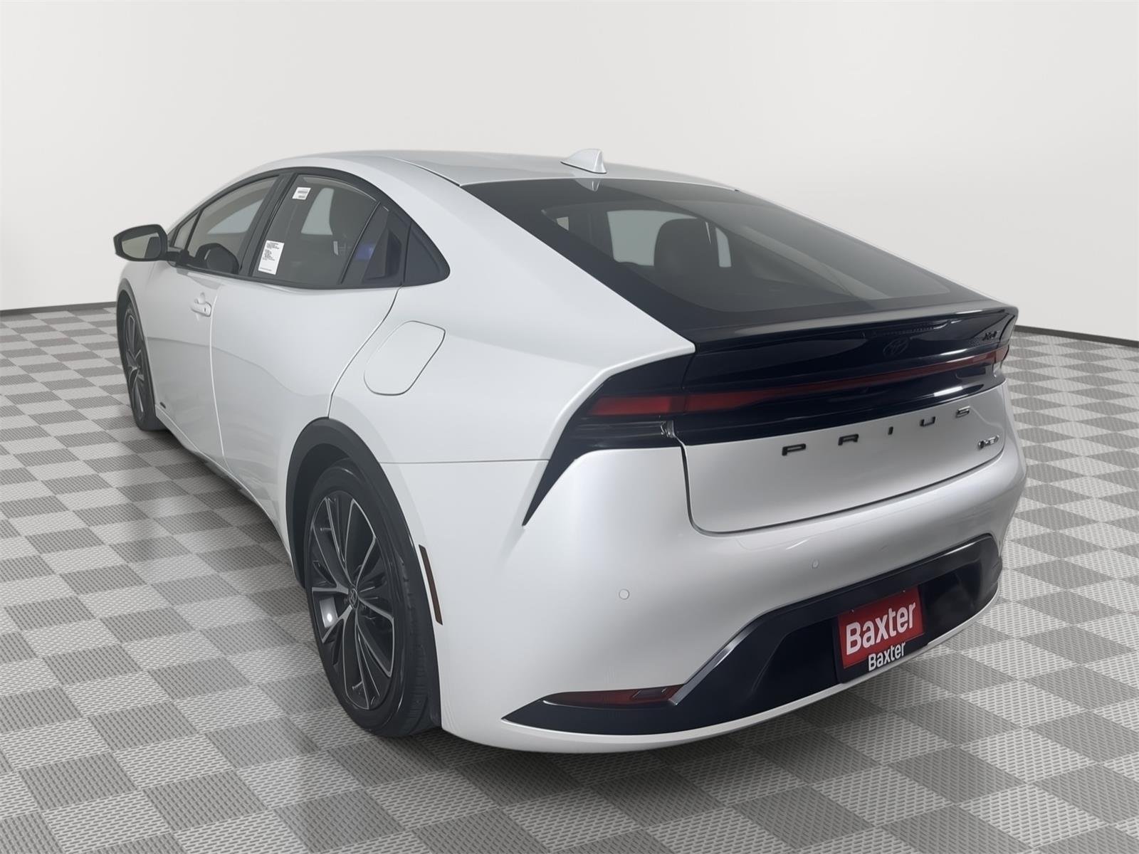 Used 2024 Wind Chill Pearl Toyota XLE image 13