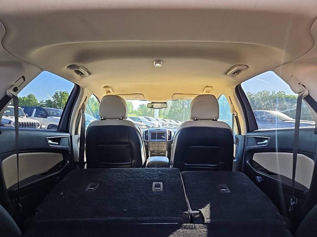Used 2019 Blue Ford SEL image 99