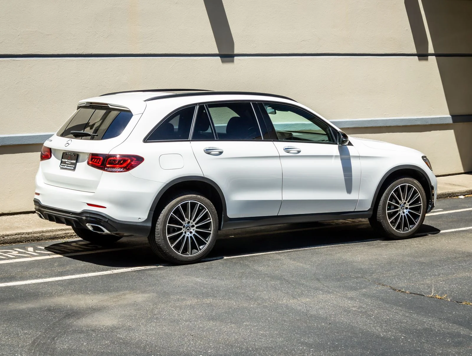 Used 2022  Mercedes-Benz GLC 300 image 8