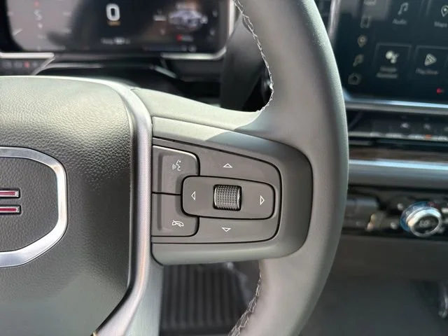 New 2026 Summit White GMC SLE image 24