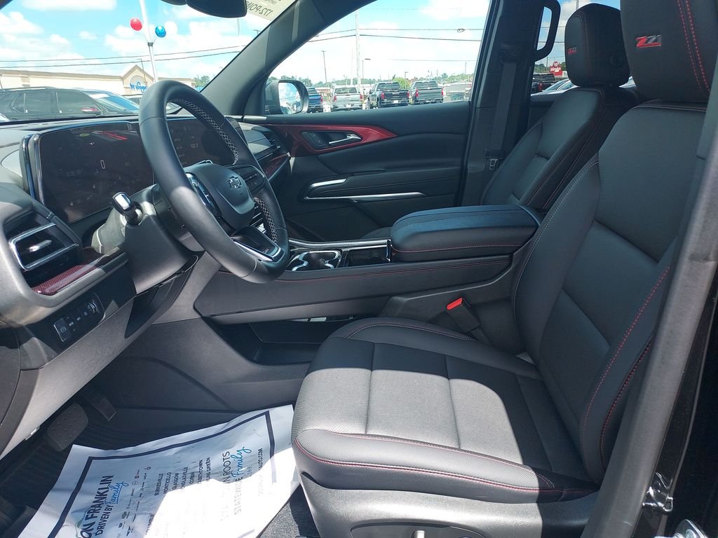 Used 2025 Black Chevrolet Z71 image 13