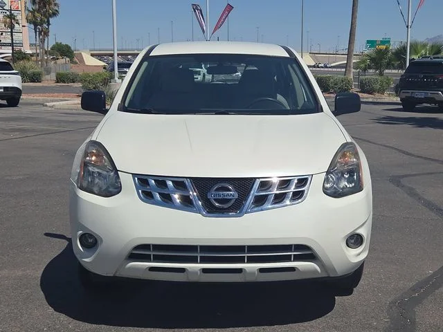 Used 2014 Pearl White Nissan S image 4