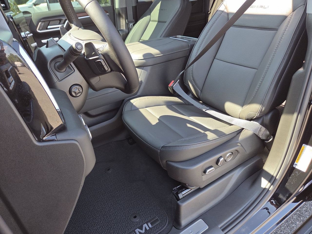 2026 GMC Sierra 1500 Denali - Photo 28