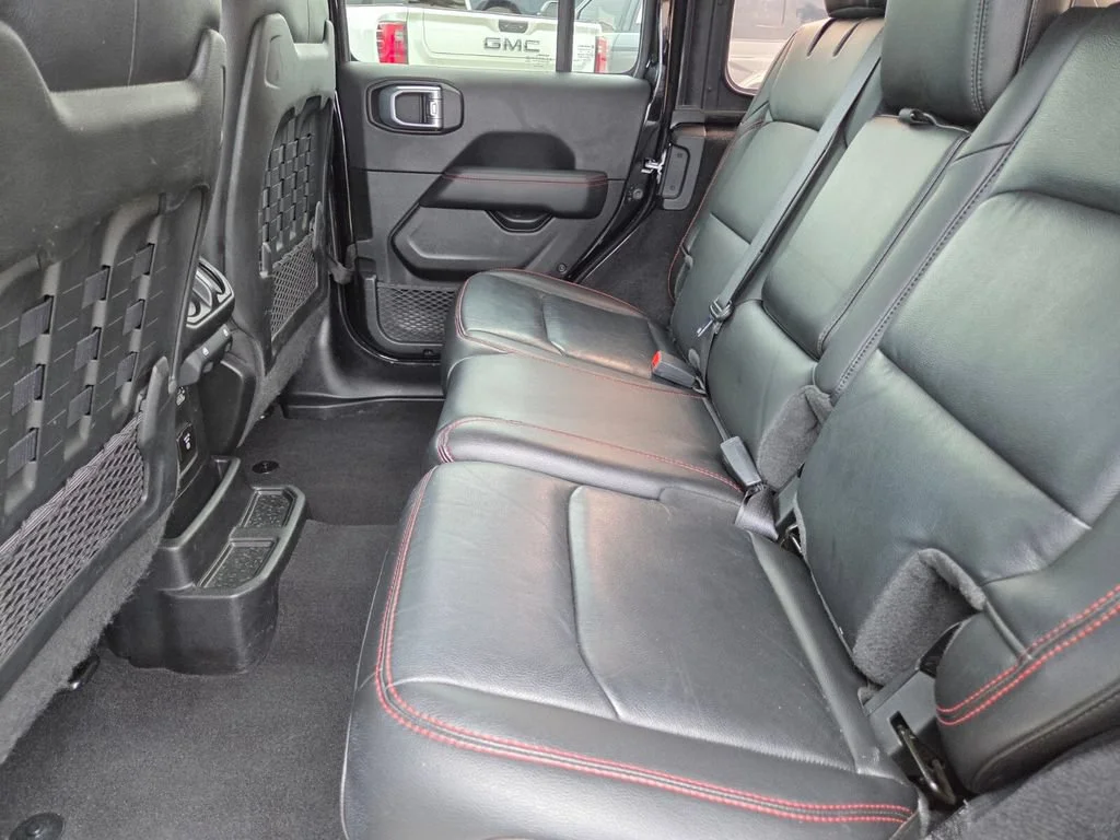 Used 2021 Black Clearcoat Jeep Unlimited Rubicon image 23