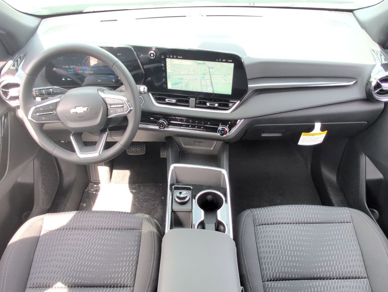 2026 Chevrolet Equinox LT - Photo 32