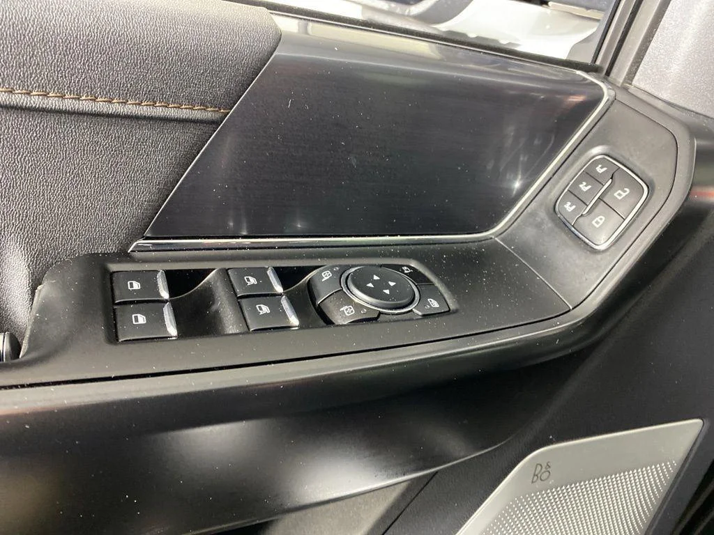 Used 2023 Oxford White Ford Raptor image 18