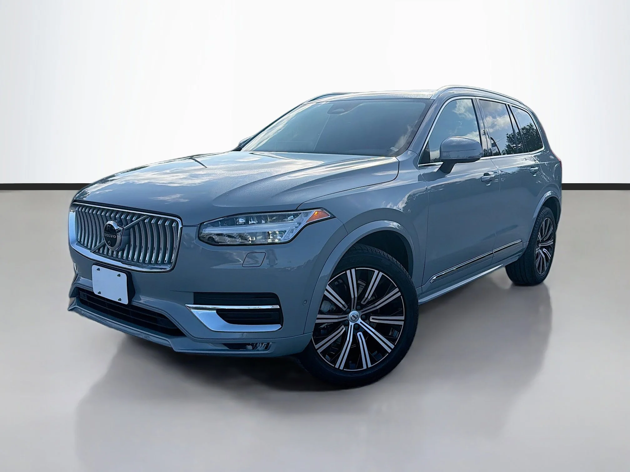 2024 Volvo XC90 B6 Plus 7-Seater Bright theme 4WD's photo