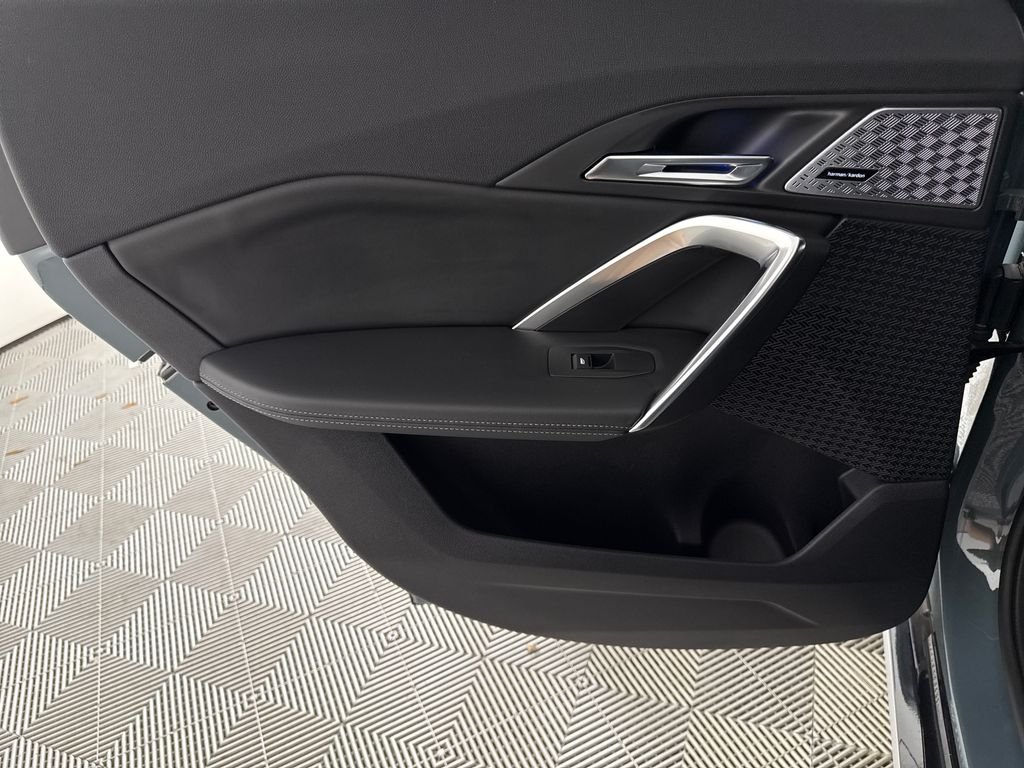 2025 BMW X1 28i - Photo 12