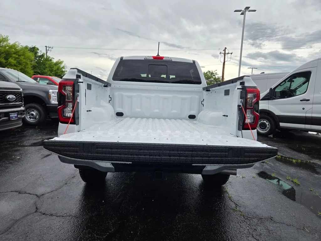 New 2026 Oxford White Ford Lariat® image 24