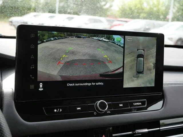 Certified Used 2025 Red Diamond Mitsubishi SE image 27