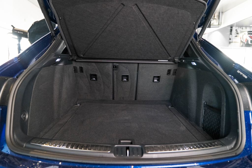 Used 2026 Blue Porsche Base image 40
