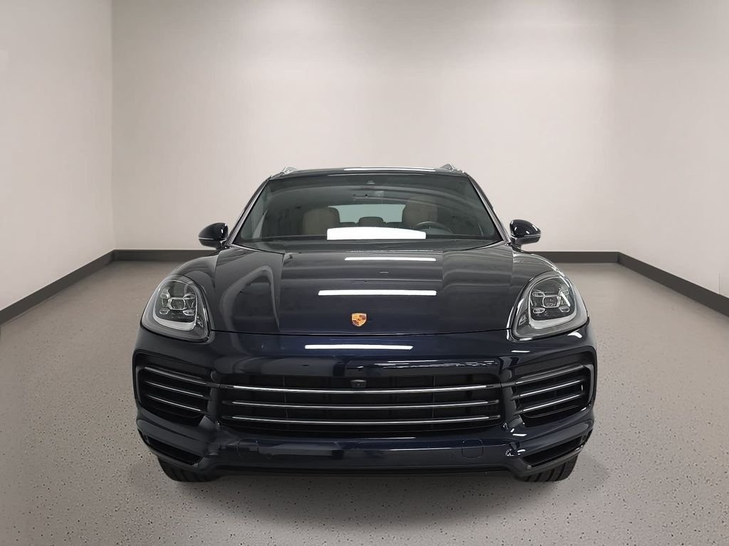 Certified Used 2023  Porsche Base image 9