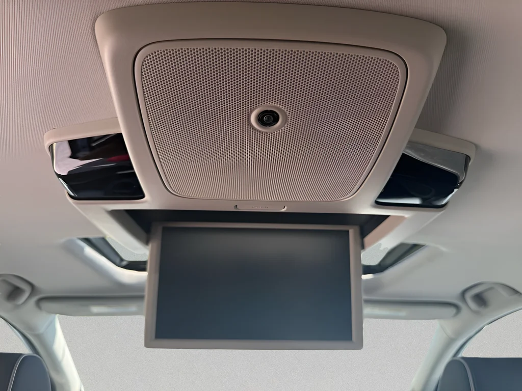 2026 Honda Odyssey Elite - Photo 13