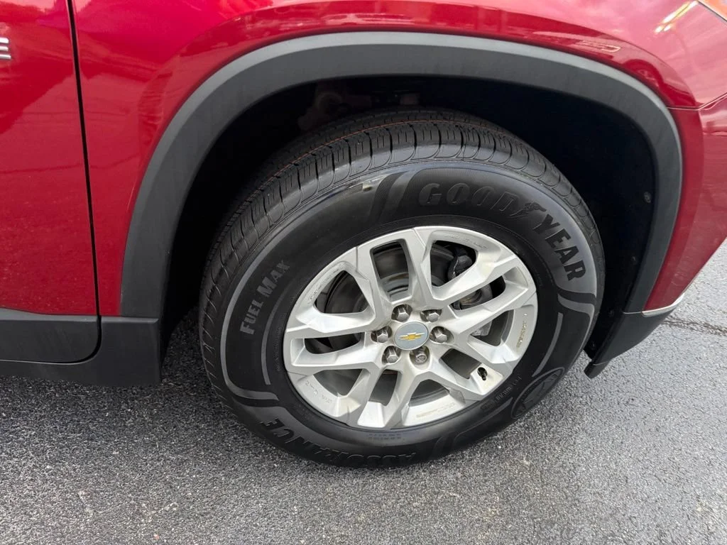 Used 2019 CAJUN RED TINTCOAT Chevrolet LT Cloth image 10