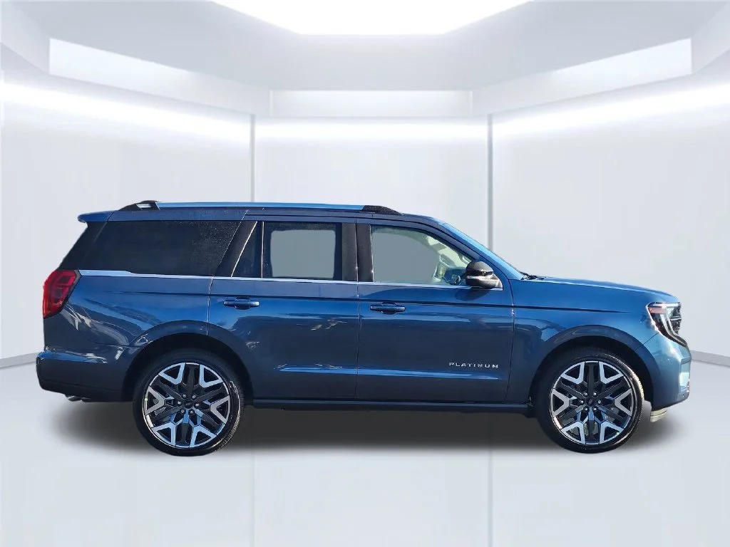 New 2027 Nocturnal Blue Metallic Ford Platinum image 27