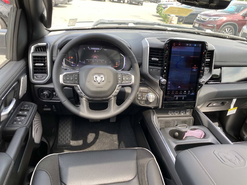 New 2026 Bright White Clear-Coat Exterior Paint Ram Laramie image 9