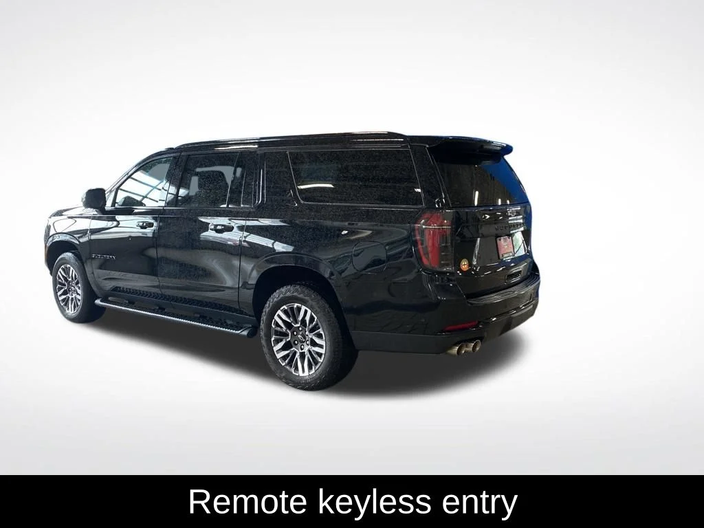 Used 2025 Black Chevrolet Z71 image 19
