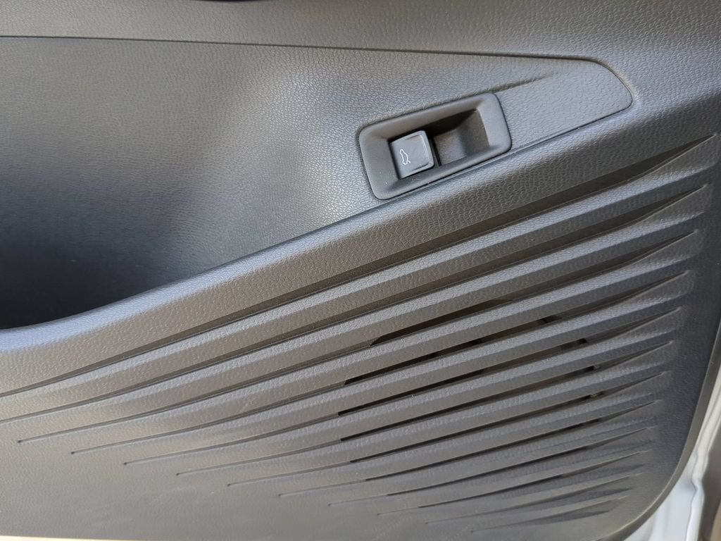 Certified Used 2022 Silver Volkswagen Pro S image 20