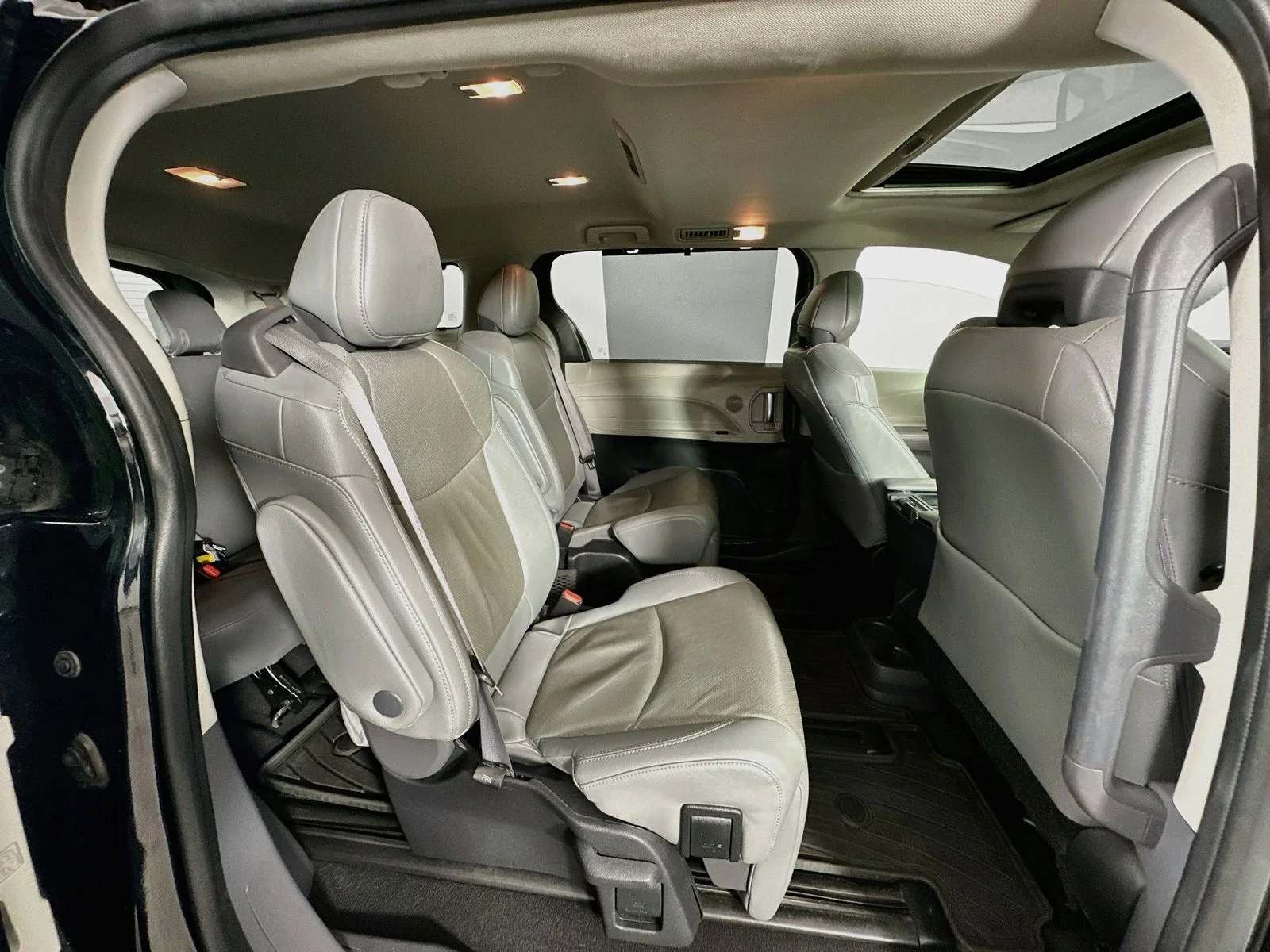 Used 2022 Midnight Black Metallic Toyota Limited image 29