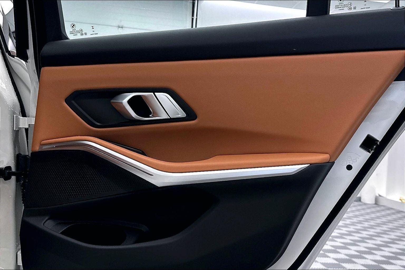New 2026 Alpine White BMW 330i xDrive image 32