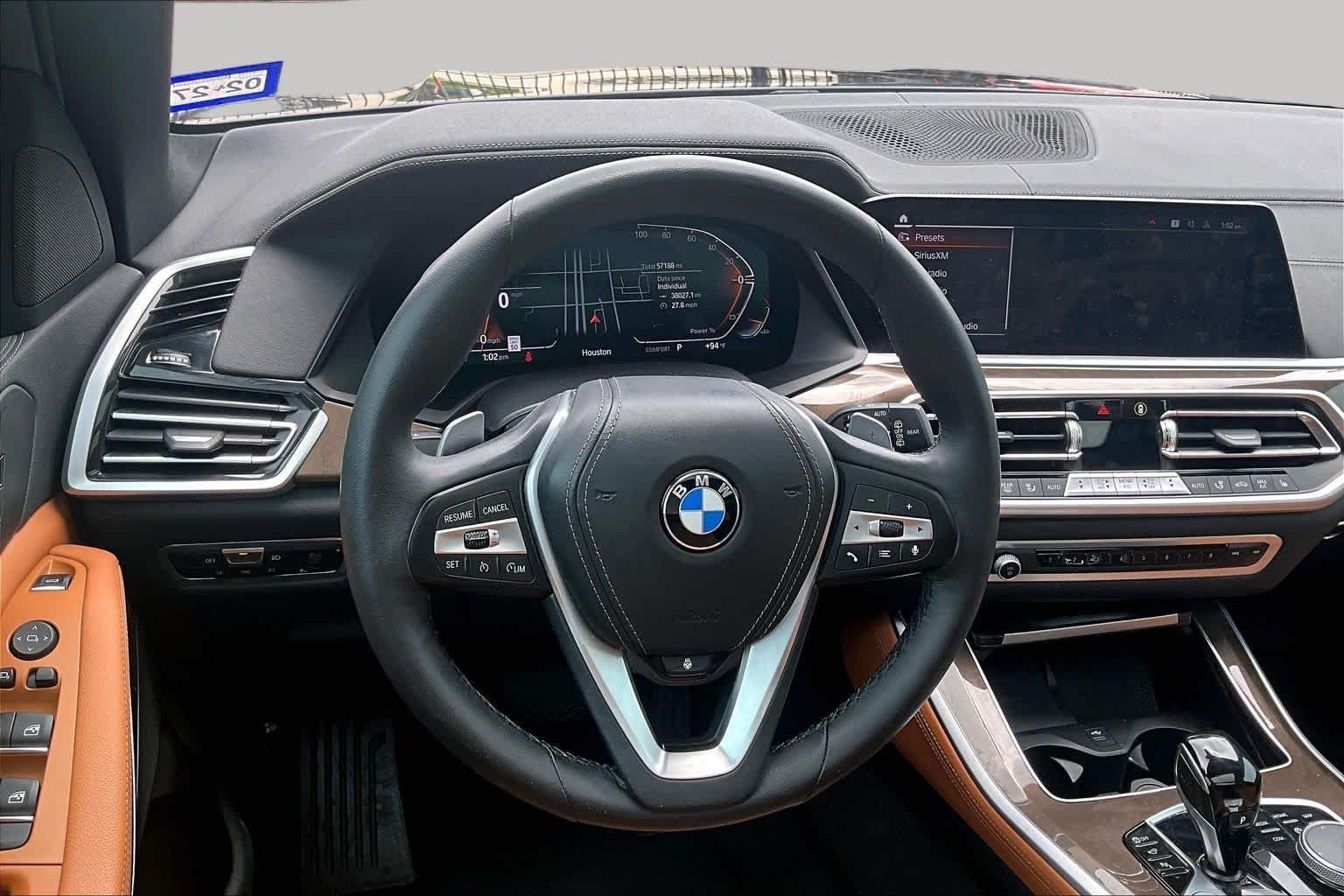 Used 2022 Dark Graphite Metallic BMW xDrive40i image 17