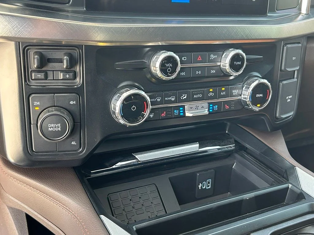 Used 2025 Brown Ford King Ranch image 41