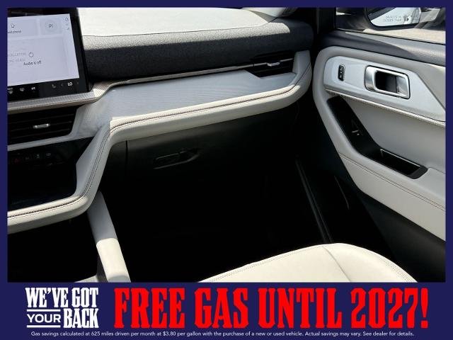 New 2026 Space White Metallic Ford Active image 14