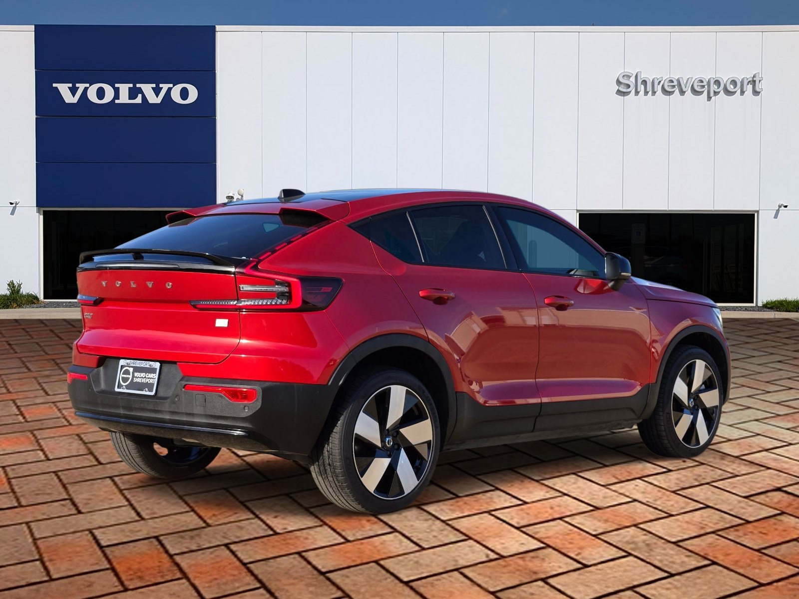 Used 2023 Fusion Red Metallic Volvo Ultimate image 4