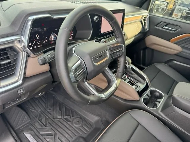 Certified Used 2025 Onyx Black GMC Denali image 12