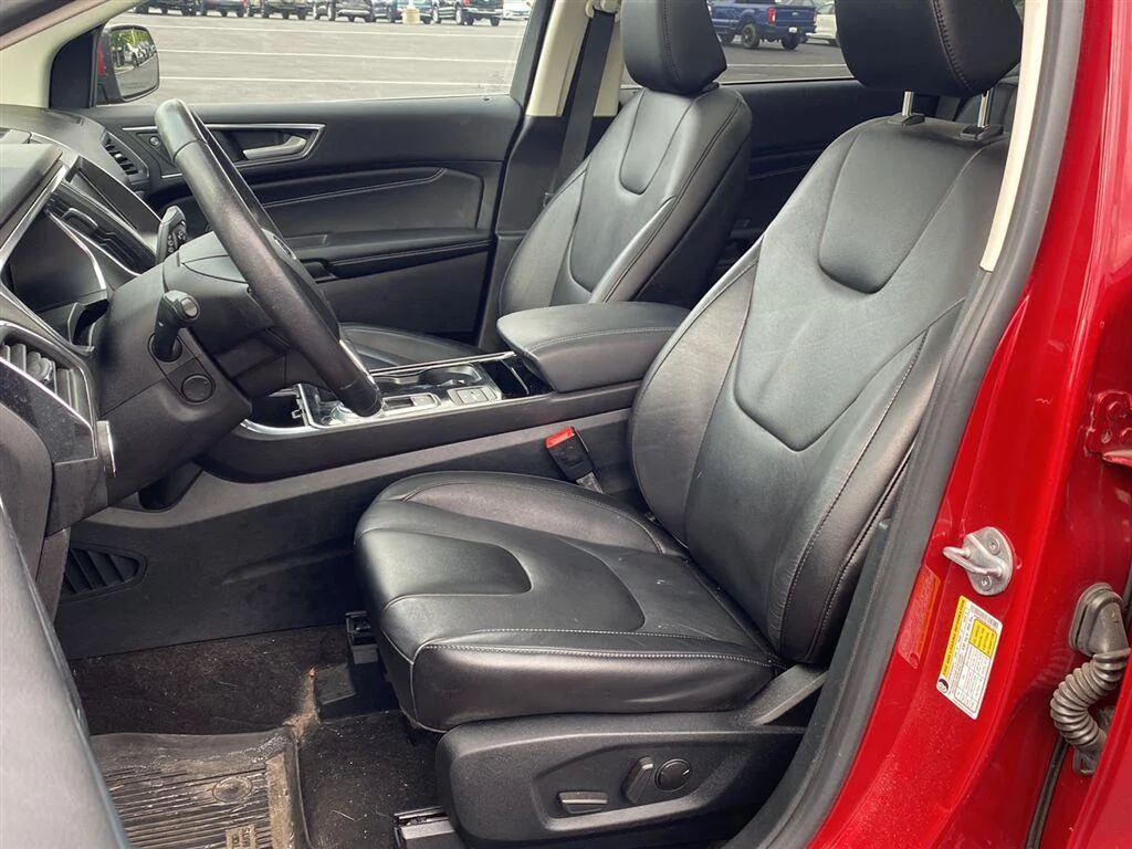 Used 2020 Rapid Red Metallic Tinted Clearcoat Ford Titanium image 2