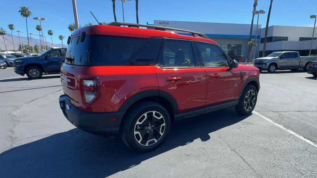 Used 2023 Red Ford Outer Banks image 9