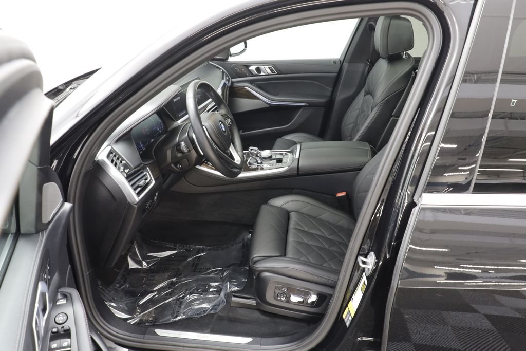 Certified Used 2023 Black Sapphire Metallic BMW xDrive45e image 6