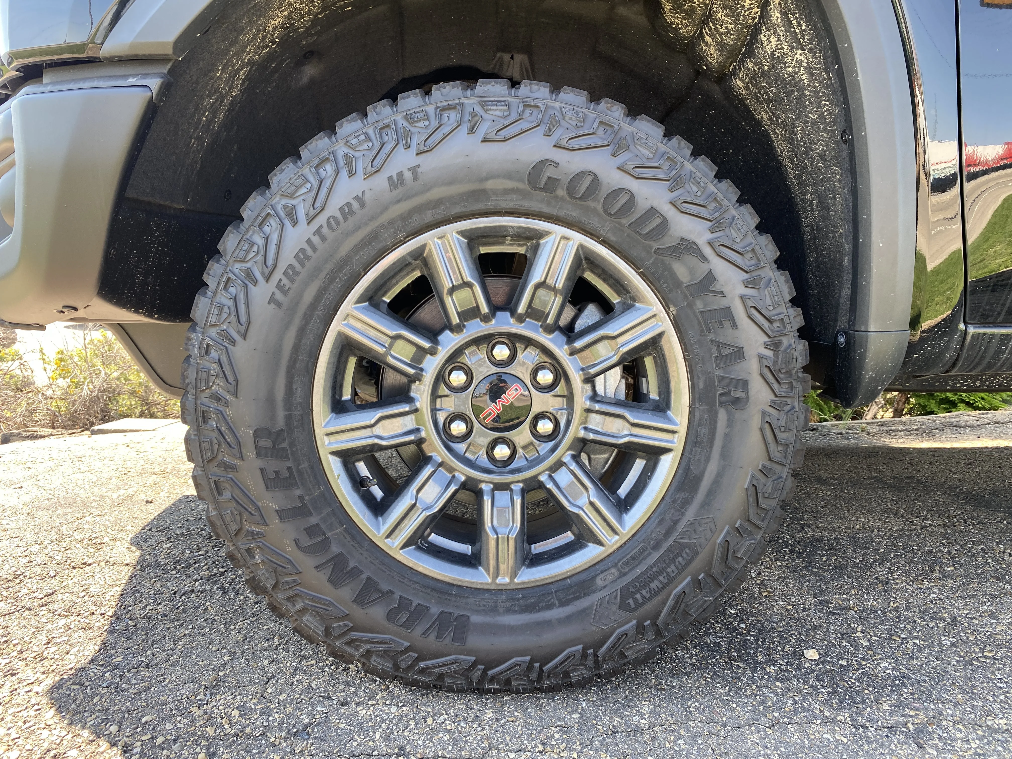 New 2026 ONYX BLACK GMC AT4X image 11