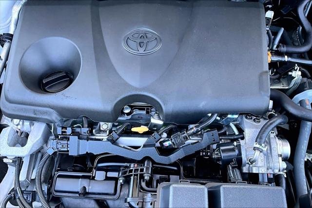 Certified Used 2024 ICE CAP Toyota  image 32