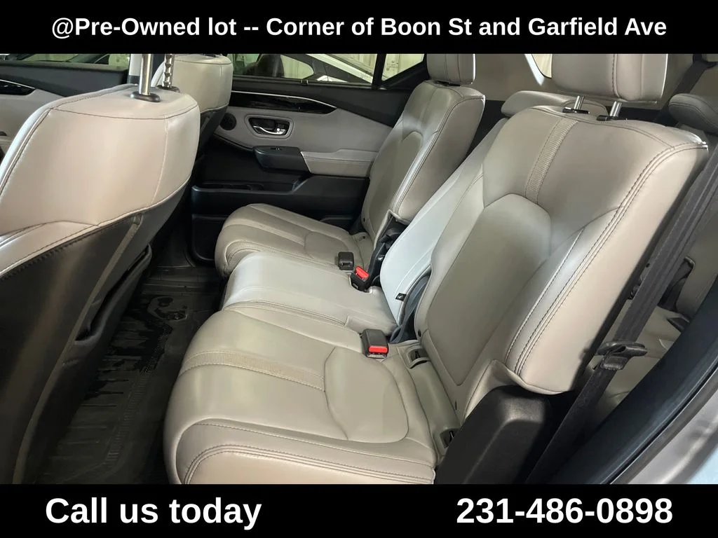 Used 2023  Honda Touring image 26