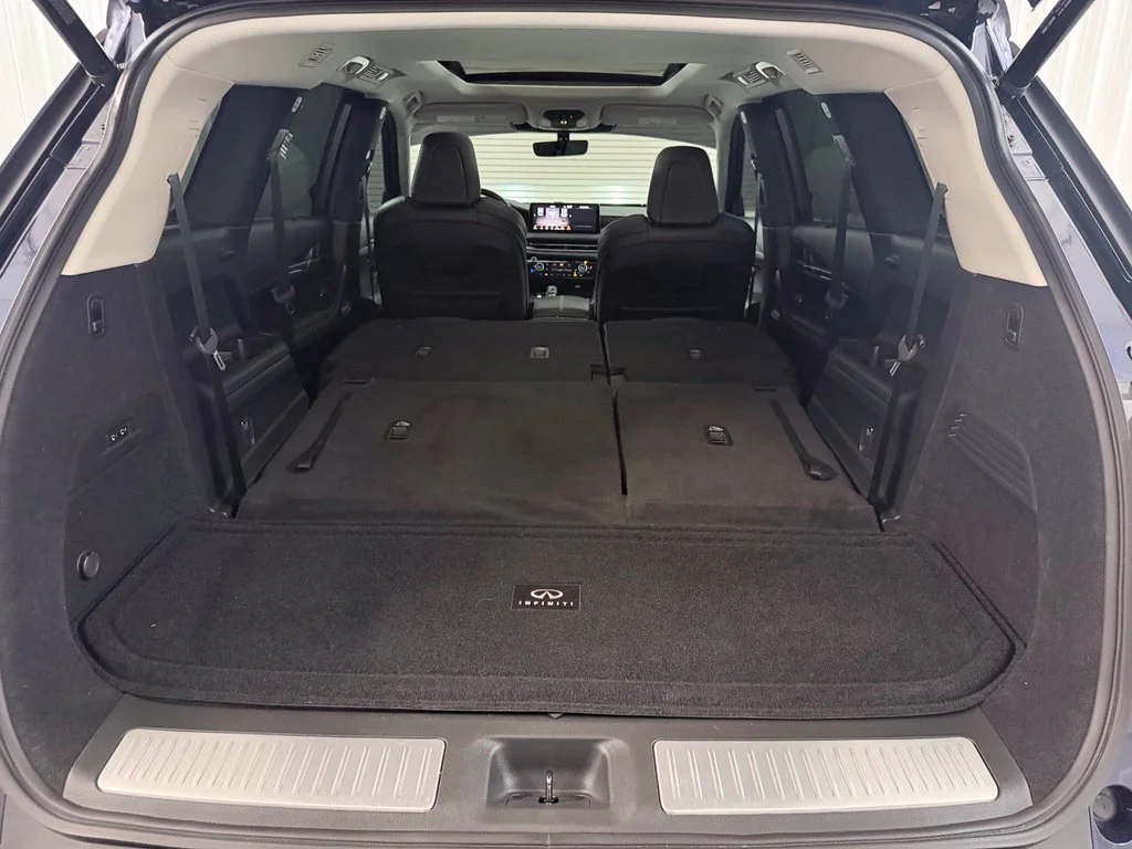 Used 2023 Blue INFINITI Sensory image 39