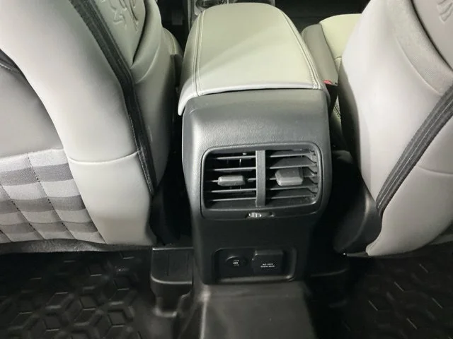Certified Used 2026 Gray Metallic Ford Badlands image 28