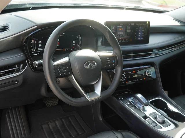 Used 2022 Blue INFINITI LUXE image 20