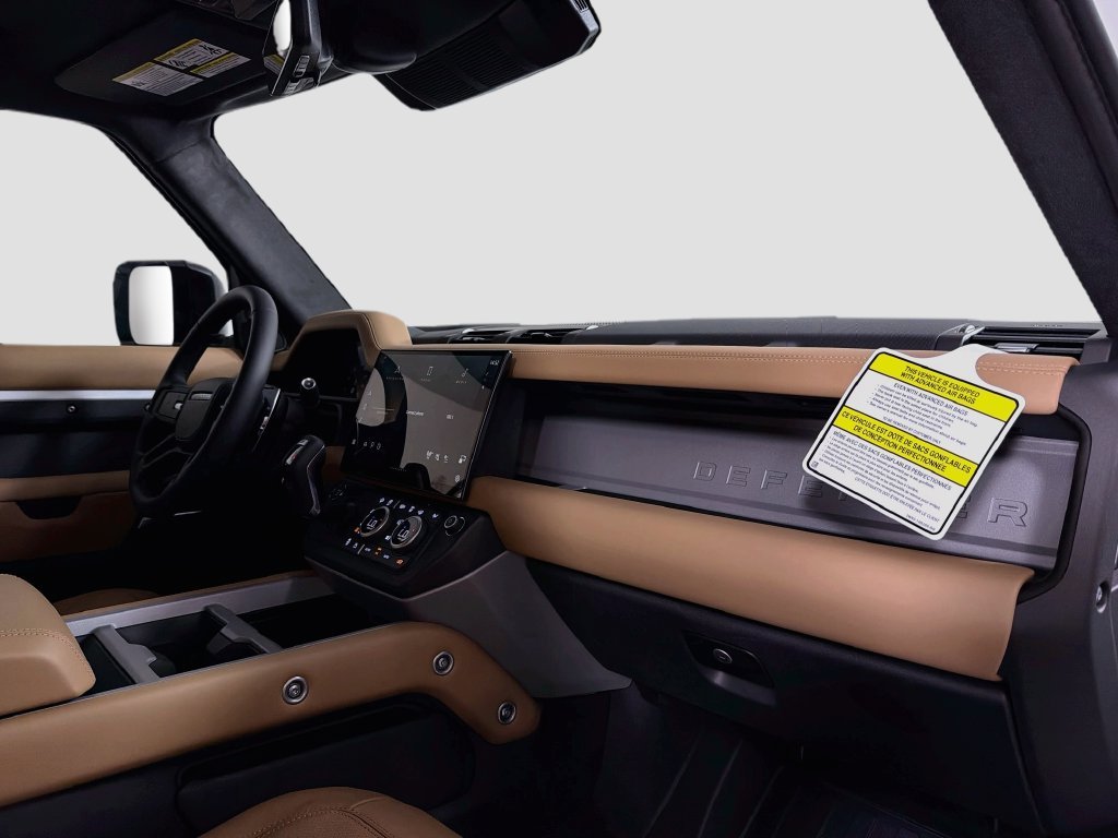 New 2026 Fuji White Land Rover V8 image 32